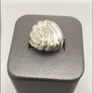 Sterling Silver heavy diamond cut Shrimp ring